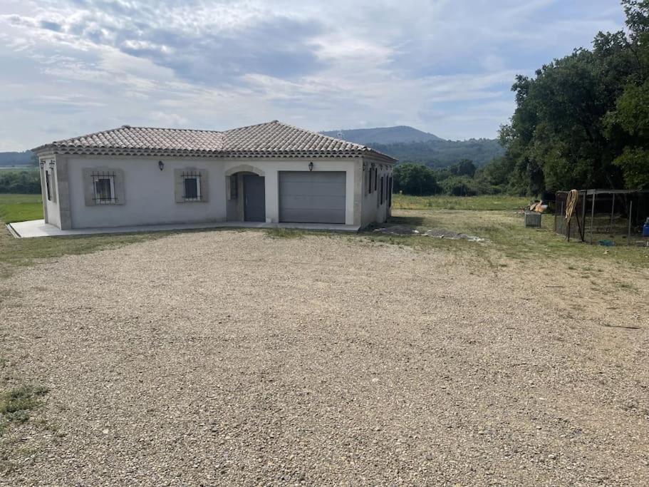 Villa Rians Rians  외부 사진
